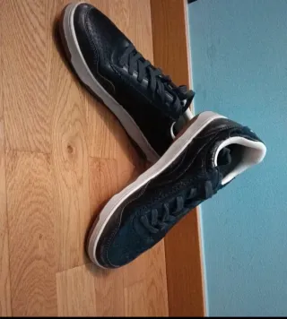 Deportivas negras