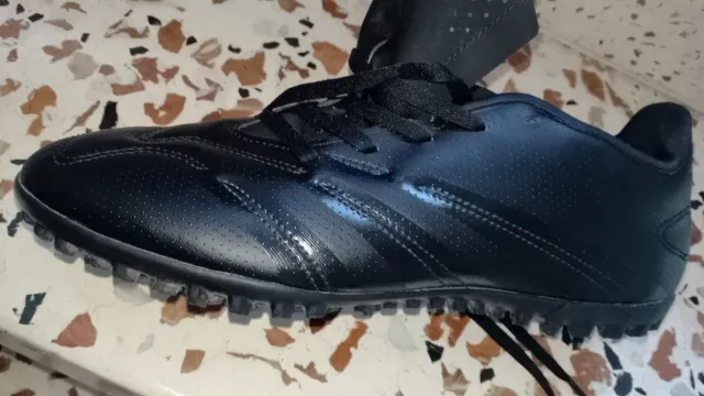Botas de fútbol Predator Talla 43