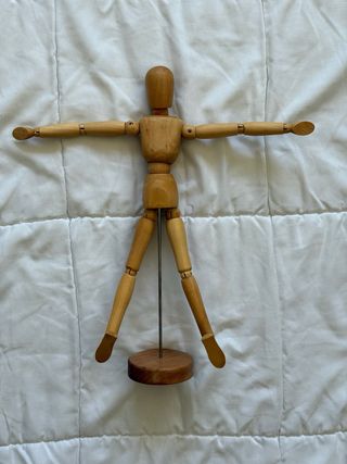 Maniquí de madera articulado