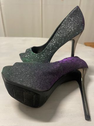 Zapatos Carlos Santana Peep-toe Tacón