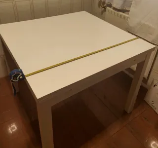 Mesa Blanca Extensible de Madera 