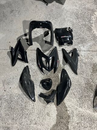 Plásticos Yamaha Aerox