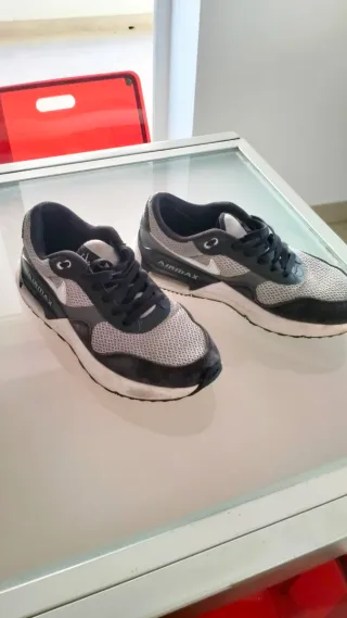 Zapatillas Nike Air Max Negras y Grises