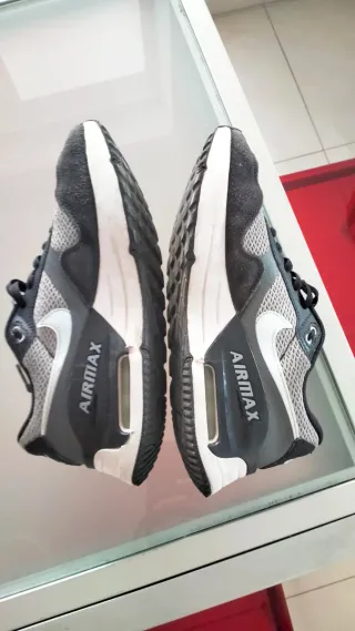 Zapatillas Nike Air Max Negras y Grises