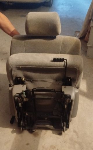 Asientos Traseros KIA Carnival 99-06