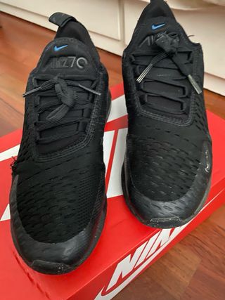 Nike Air Max 270 Negras y Azules