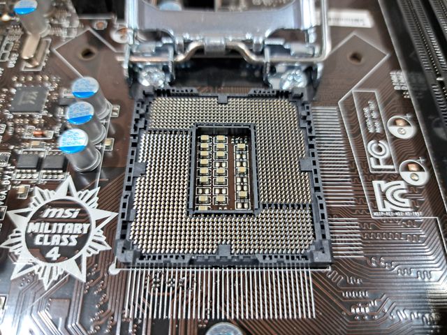 Placa MSI H81M-E34 (1150)