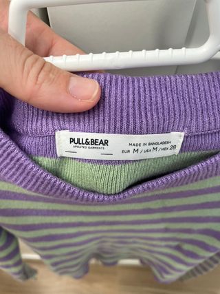 Jersey Pull&Bear rayas morado y verde