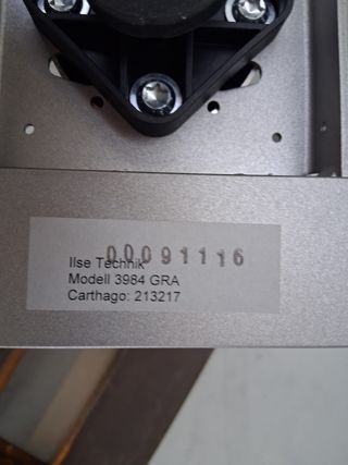 Colonna telescopica marca Ilse con spostamento x/y