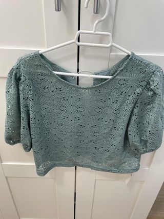 Blusa de encaje verde