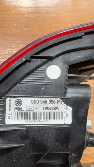 Piloto Trasero Derecho Golf 7 Original