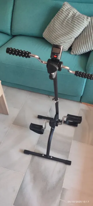 Bici Estática Compacta