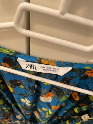Vestido estampado floral Zara