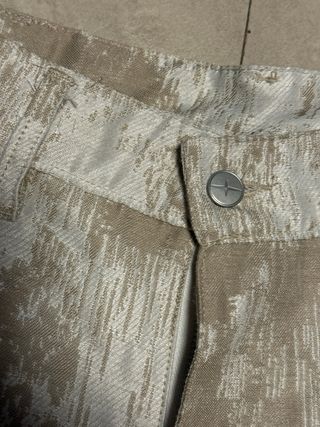 Pantalón cargo estampado hombre
