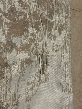 Pantalón cargo estampado hombre