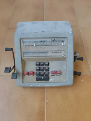 Calculadora Mecánica Vintage Facit