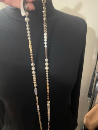 Collar Careli piedras beige y oro