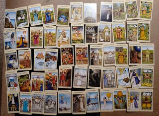 El tarot Mitico, libro+ cartas+pañuelo- Juliet Sha