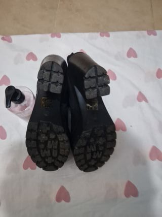 Botines negros mujer