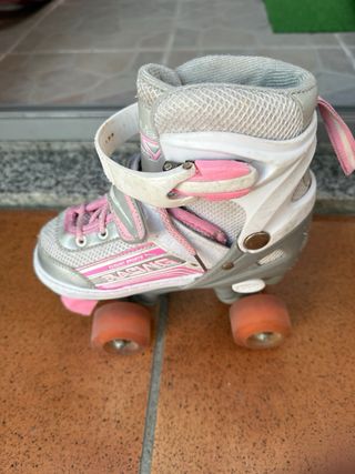 Patines infantiles plateados y rosas