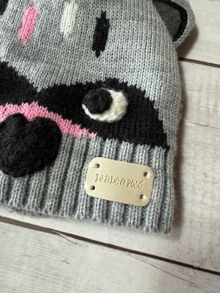 Gorro y guantes de mapache