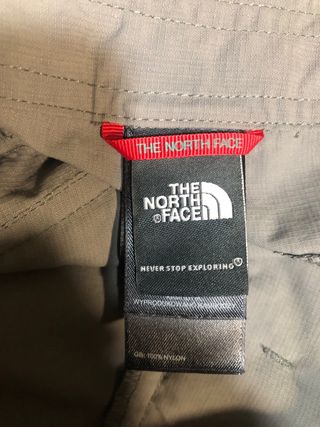 Pantaloni The North Face grigi