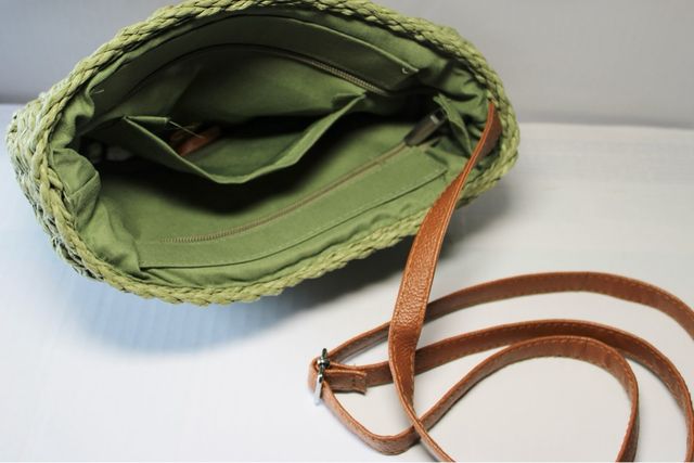 Bolso verde de mano Papel y Tela