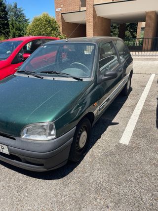 Renault Clio 1996
