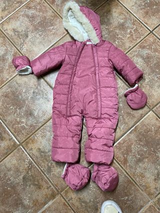 Mono de nieve para bebé rosa