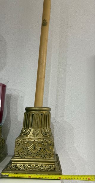 Farol de metal dorado y plástico