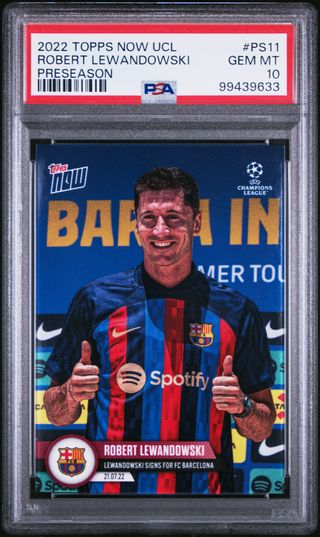 Cromo 2022 Fichaje de LEWANDOWSKI en PSA 10