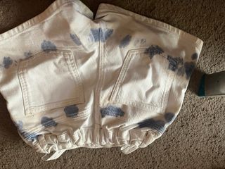 Pantalón niña Zara blanco con manchas azules