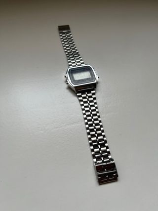 Reloj digital retro