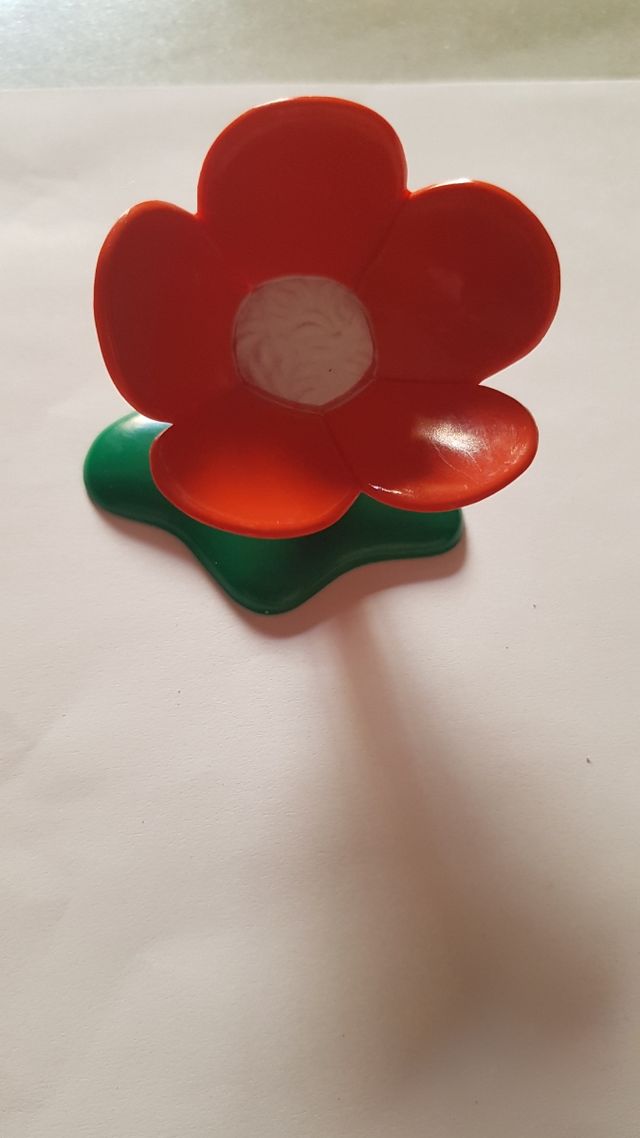 Silla flor Barriguitas serie Muebles del Bosque