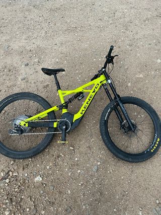 Bicicleta Eléctrica Specialized Kenevo Amarilla