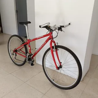 Bicicleta Specialized Rockhopper Roja