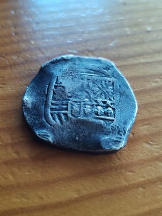 8 Reales Macuquinos Felipe IV Plata