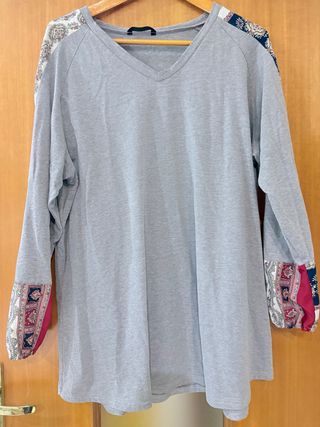 Maglietta lunga grigia XL con decorazioni multicol