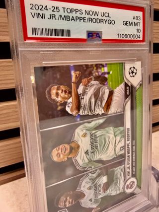 Cromo de Vini Jr + Mbappe + Rodrygo en PSA 10