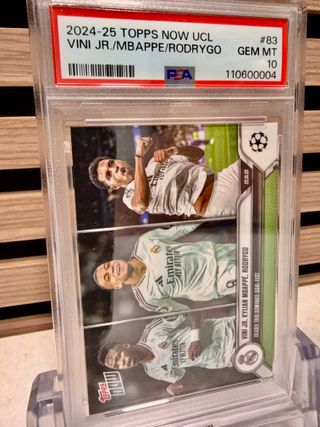Cromo de Vini Jr + Mbappe + Rodrygo en PSA 10