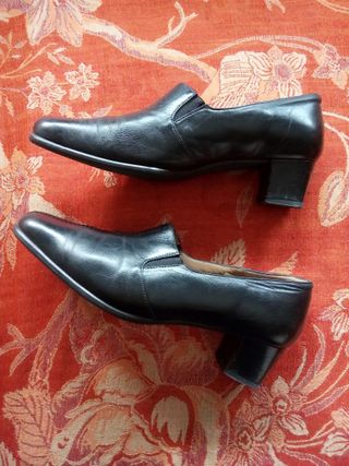 Zapatos doble ancho negros talla 38