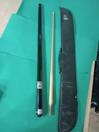 Taco de billar y funda