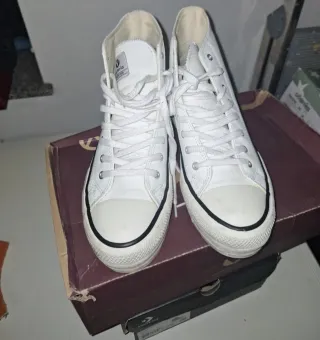 Bambas Victoria Piel Blancas Talla 41. Nuevas