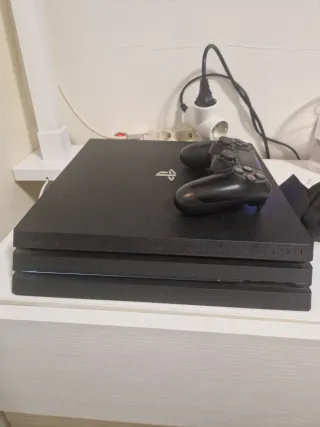 Consola PS4 Pro 1 TB Negra