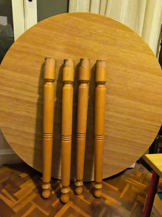 Mesa de comedor extensible de madera