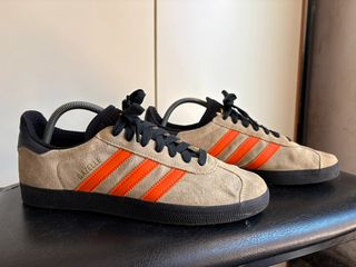 Zapatillas Adidas Gazelle Beige/Naranja T42.5