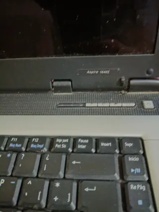 Portátil Acer Aspire 1640z Plata