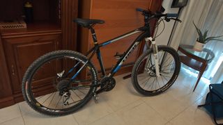 Bicicleta Trek Rin 26