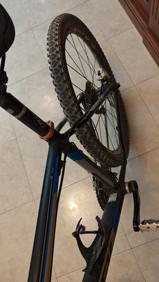 Bicicleta Trek Rin 26