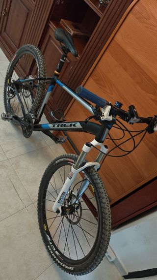 Bicicleta Trek Rin 26